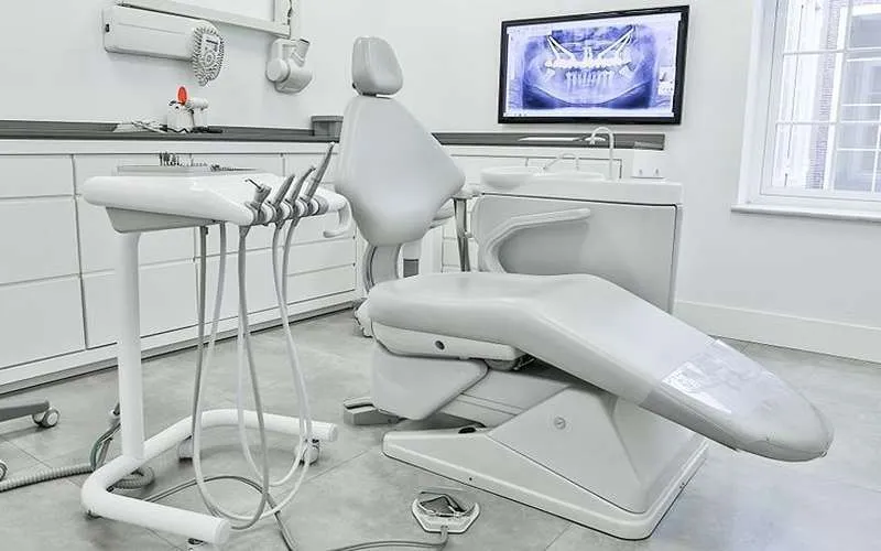 اجزای سیستم پنوماتیک یونیت دندانپزشکی کدامند؟